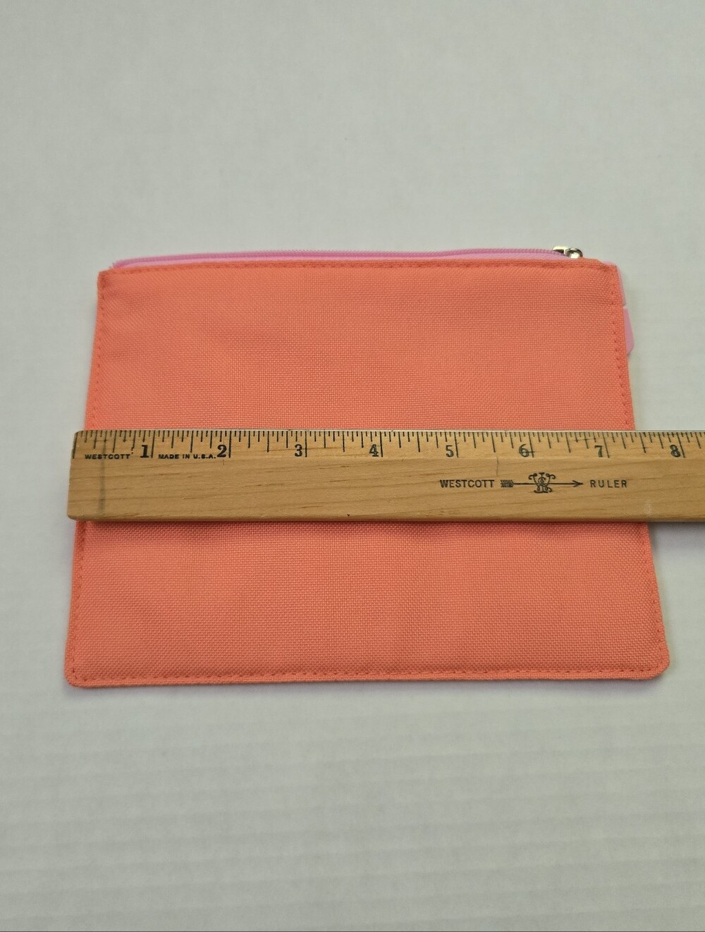 Clinique Cosmetic Pouch - Picture 5 of 6